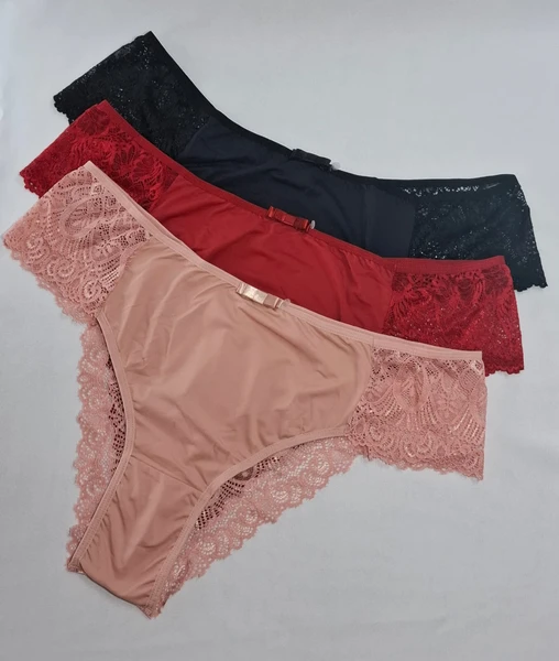Calcinha Plus Size em microfibra e renda, forro 100% algodão. Cod. TG56