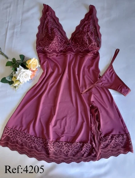 Camisola em liganete , com calcinha fio dental, detalhe em renda -  Cod. 4205