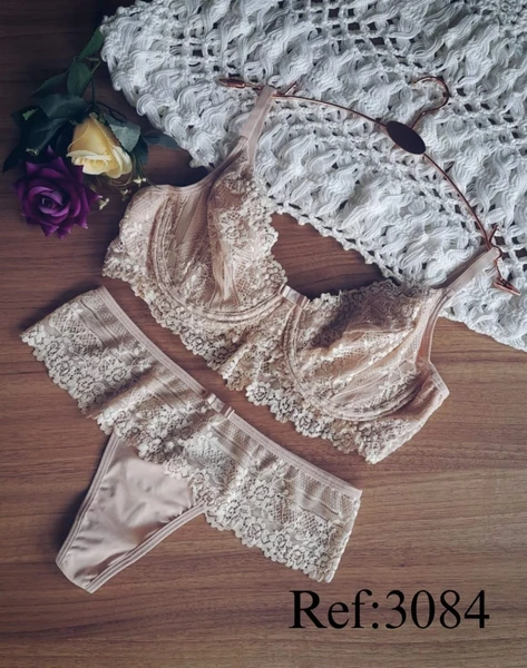 Conjunto em renda antialérgica, microfibra e forro 100% algodão - Cod. 3084