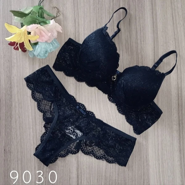 Conjunto todo rendado com bojo - Cod. 9030