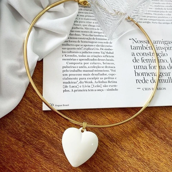 Choker com coração Dourado Banhado a Ouro 18k Elegante Presente Feminino