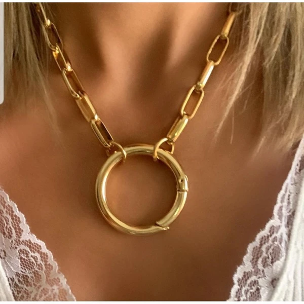 Colar Feminino curto em correntaria Dourado Banhado a Ouro 18k Elegante Presente Feminino