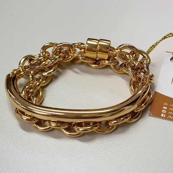 Pulseira Feminina Dourada com Pingentes Banhada a Ouro 18k Elegante Stela