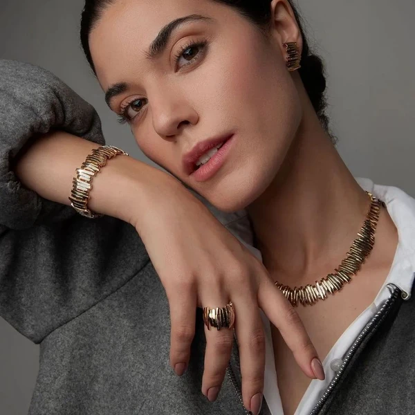 Pulseira Feminina Lineup Dourado Banhado a Ouro 18k Elegante Presente Feminino