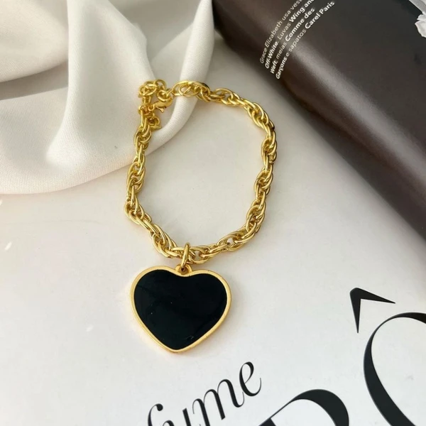 Pulseira Feminina com pingente coração com resina Dourado Banhado a Ouro 18k Elegante Presente Feminino