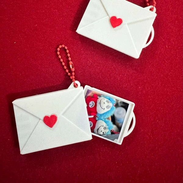 Chaveiro de Carta para colocar foto - Presente de Dia dos Namorados