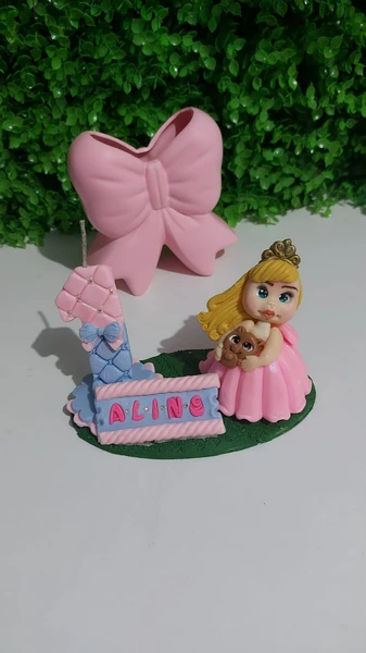 Vela Personalizada em Biscuit + Topo de Bolo Princesa