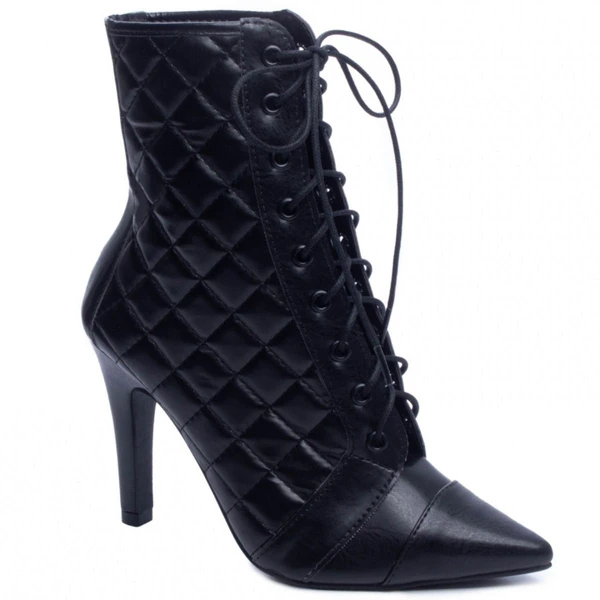 Bota Feminina Bico Fino com Salto Alto e Detalhe Matelassê - Elegância e Estilo Torricella
