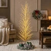 Árvore de Natal dourada com fio de fada quente e base metálica redonda 2000 LEDs 1,80 metros (bivolt)
