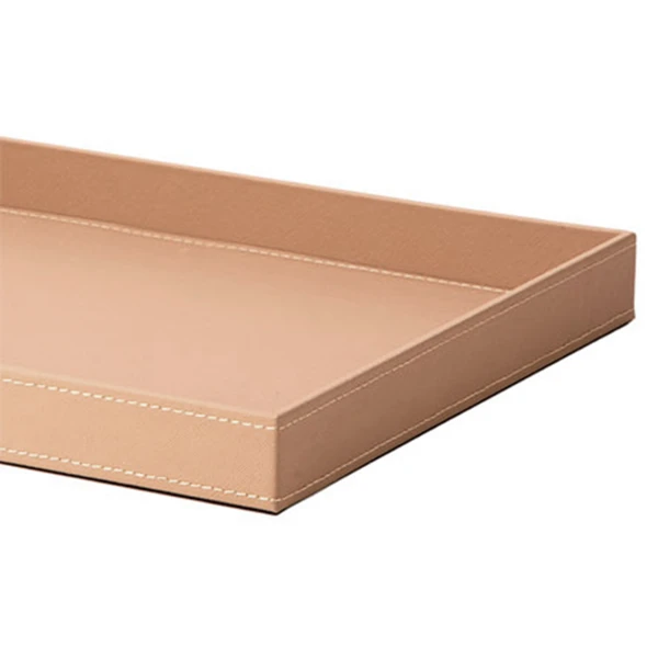 Bandeja retangular de MDF com revestimento em PU nude Mart 38x25,5