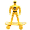Boneco Hero Squad com skate
