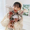 Coelho de pelúcia com roupa premium 35 cm