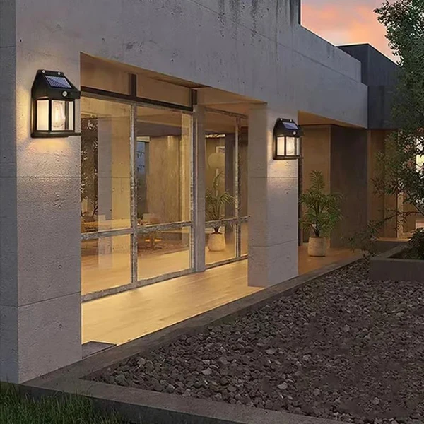 Luminária para área externa com sensor de movimento e carregamento por energia solar
