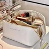 Necessaire Blogueira com alta capacidade de armazenamento