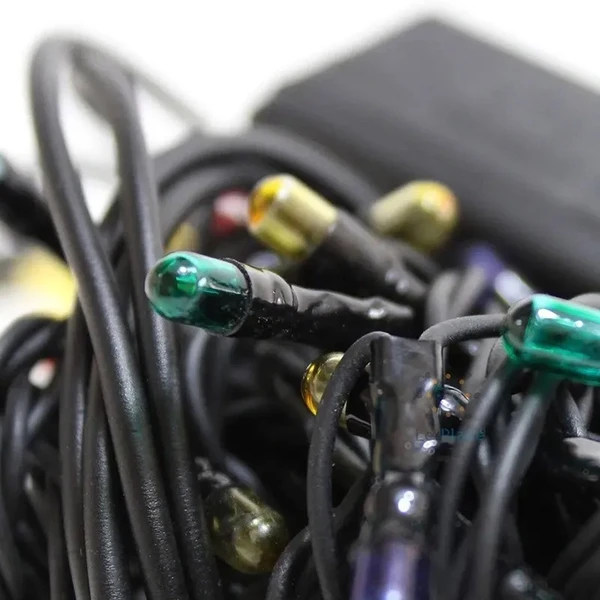 Pisca pisca Strobo colorido com fio verde 100 LEDs 9 metros (220V)