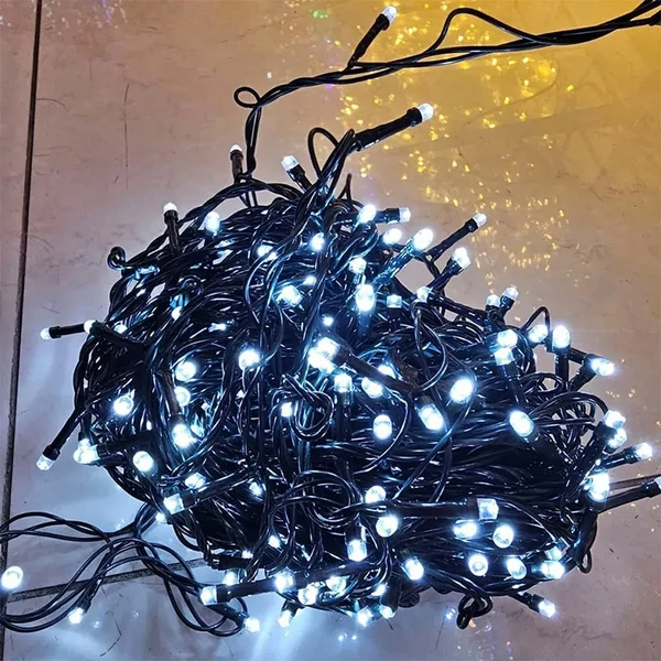 Pisca pisca Strobo luz fria com fio verde 100 LEDs 9 metros (220V)