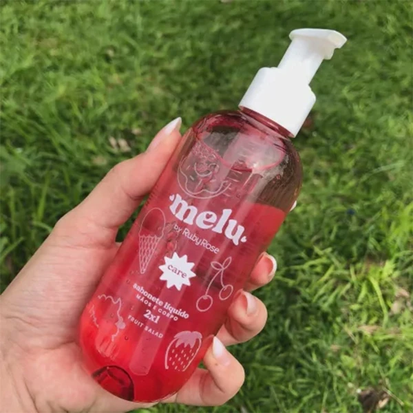 Sabonete para mãos e corpo Fruit Salad Melu Ruby Rose 250 ml
