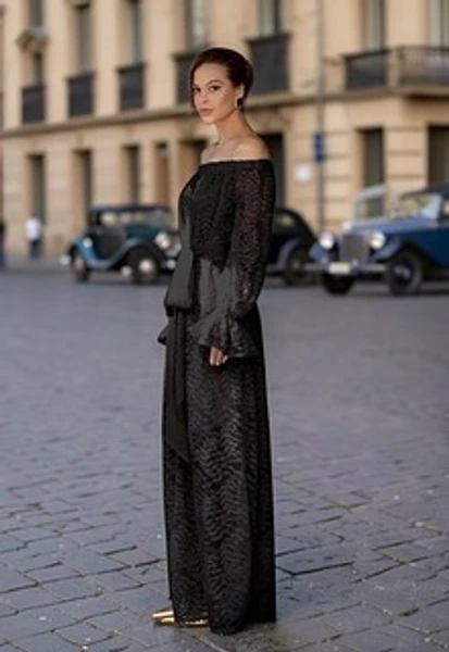 vestido renda longo ombro a ombro faixa chifon