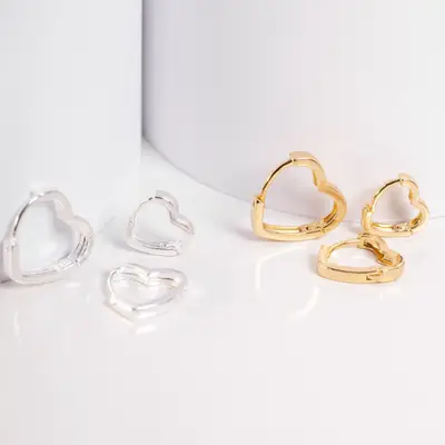 BRINCO ARGOLINHA CORACAO LISO BANHO OURO 18K