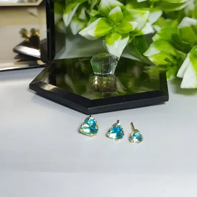BRINCO TRIO CORACAO VERDE AGUA P.M.G BANHO OURO 18K
