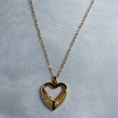 COLAR CORAÇÃO COM ZIRCÔNIA CRISTAL