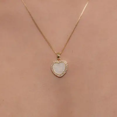 COLAR CORAÇÃO CRAVEJADO COM ZIRCÔNIA BANHO OURO 18K COR BRANCA