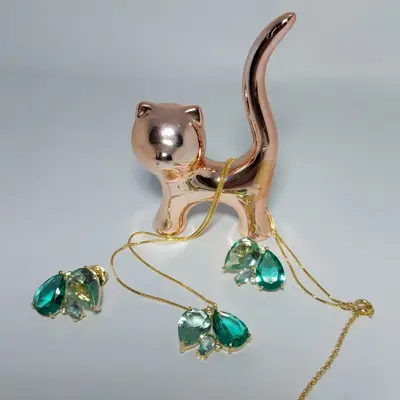 CONJUNTO 2 GOTAS E 1 PEDRA OVAL E ZIRCONIA BANHO OURO 18K