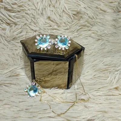 CONJUNTO PEDRA REDONDA COM 1 CARRREIRA ZIRCONIA BANHO OURO 18K