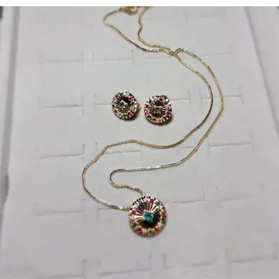 CONJUNTO REDONDO COM ZIRCONIA COLORIDA BANHO 18K