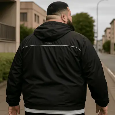 Jaqueta Corta-Vento Plus Size com Capuz Motoqueiro Resistente à Água