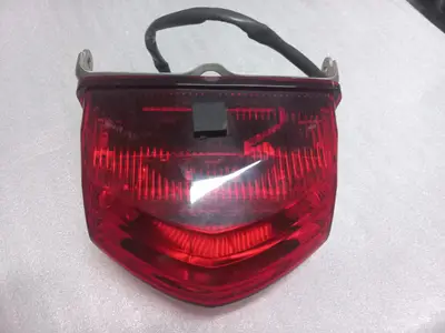 SINALEIRA TRASEIRA CBR600RR 2007 A 2012 ORIGINAL SEMI NOVA