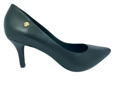 Scarpin Clássico Preto em Couro com Bico Fino Giulia Domna