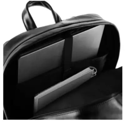 MOCHILA EM COURO COM PORTA NOTEBOOK  PRETA ZUP