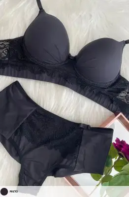 CONJUNTO REFORÇADO COM RENDA LA ROSE