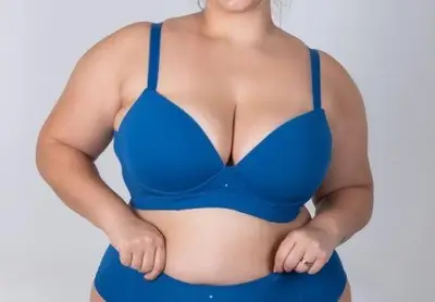 Sutiã Plus Size com Bojo, Lateral Larga, Dupla e Alça Reforçada Lut