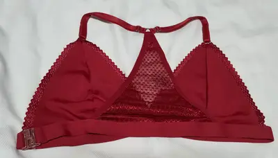 Top em Renda Nadador Lut