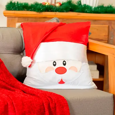 Almofada Avulsa Cheia Bordada Papai Noel Natalina 45cm x 45cm com Gorro em Cetim - Decoração Natal Fim de Ano