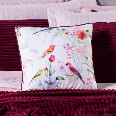 Almofada Blend Pássaros Estampada Avulsa Cheia em Veludo Suede com Enchimento em Refil Silicone
