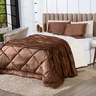 Kit Coberdrom Encanto Manta Dupla Face QUEEN com Fronhas 03 Peças - Mantinha Plush Fleece Corações em Alto Relevo
