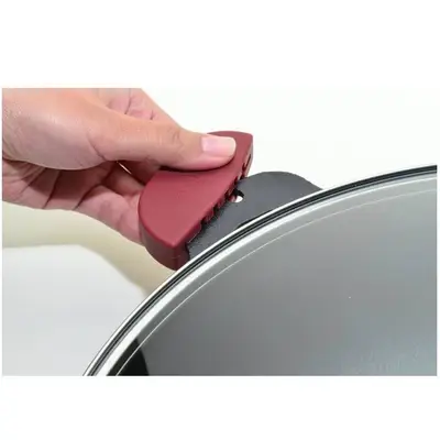 Caçarola De Ferro Fundido com Tampa de Vidro Forno/Fogão 26cm MTA 8374