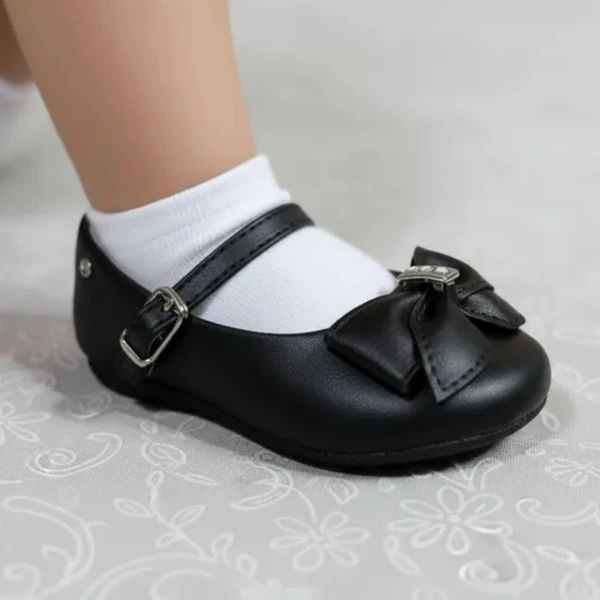 Sapato infantil feminino Mini Angel enfeite Strass preto Pampili